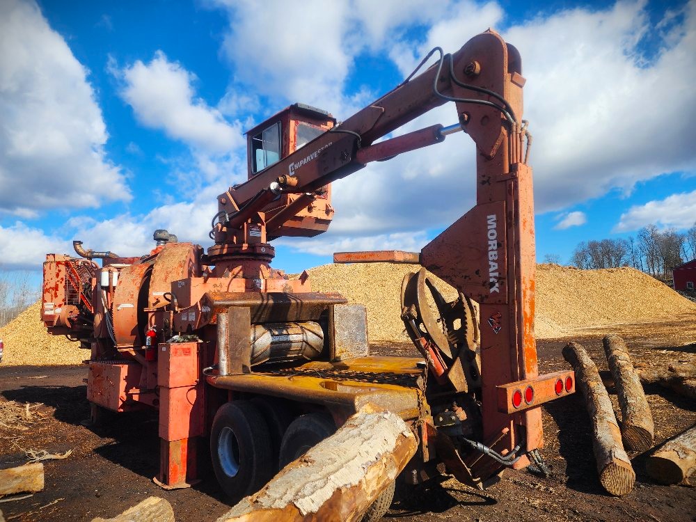 used Morbark RXL27 whole tree chipper