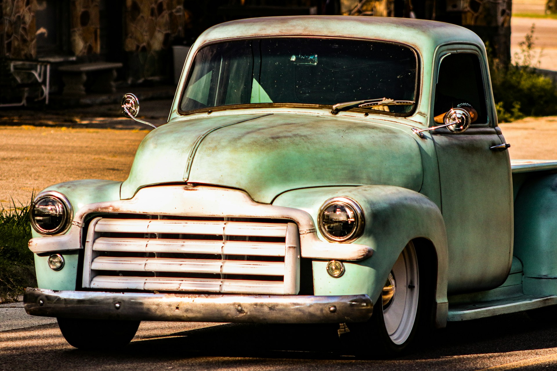 Sell Your Vintage Truck: Friendly Tips to Price, Prep, and Find Buyers