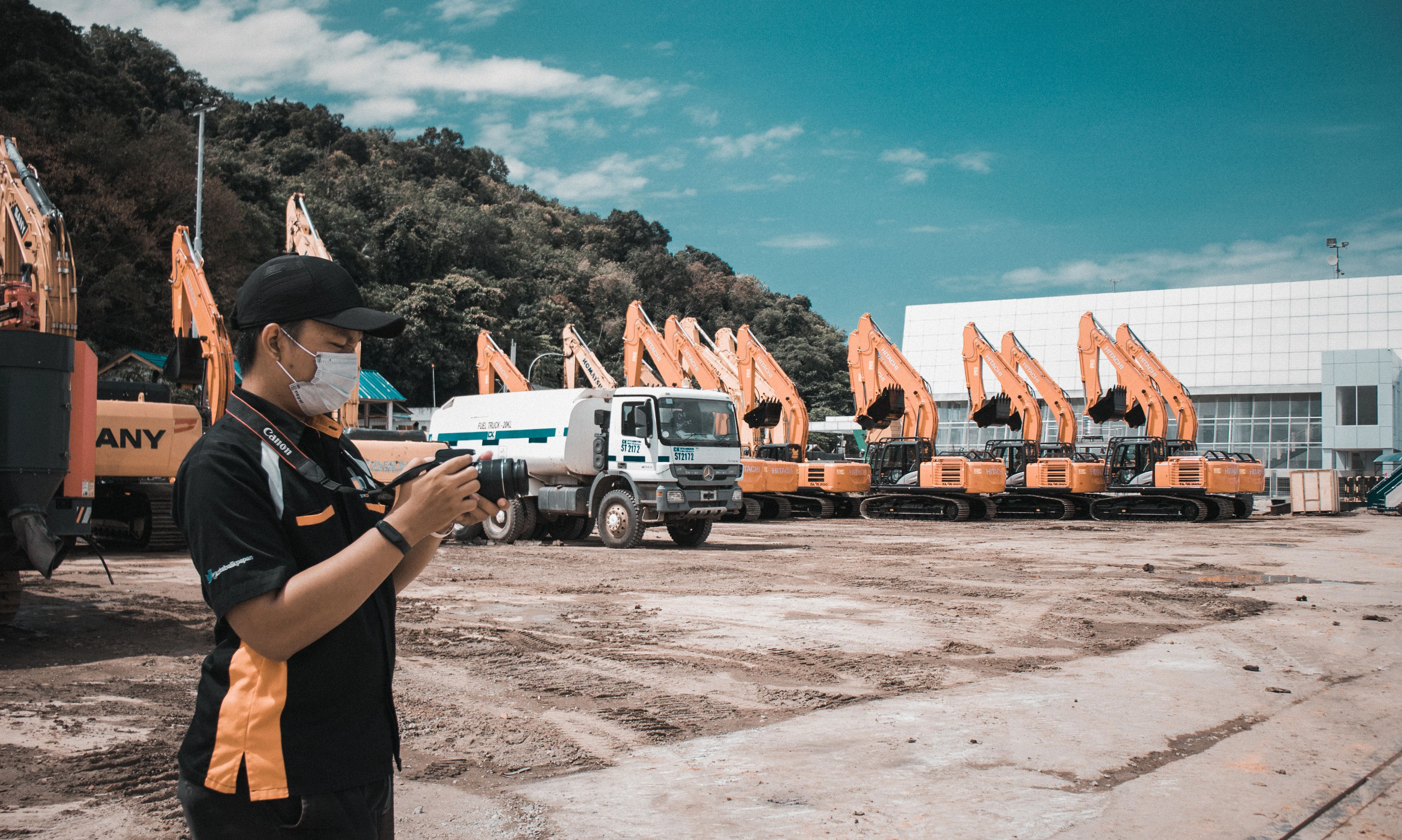 Best Heavy Equipment Broker in Tennessee | Buying Guide