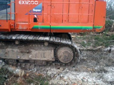 hitachi-ex1200-5c-lside-2005.jpg