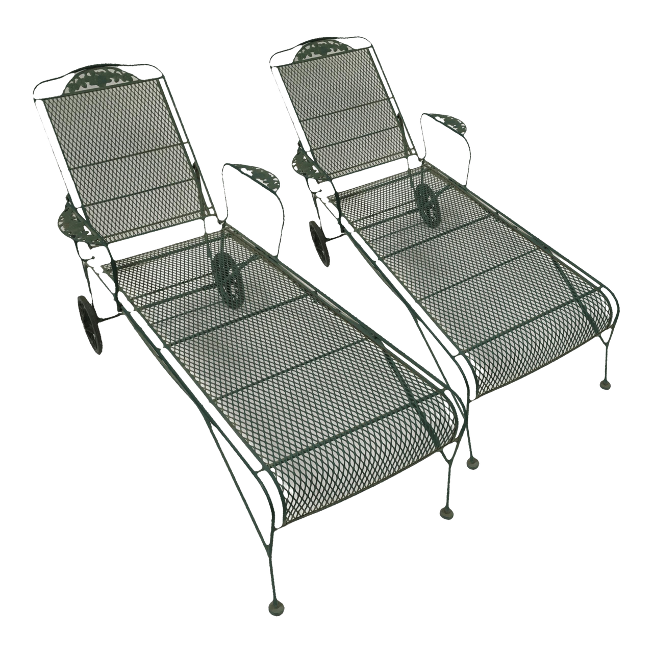 wrought iron pool lounge chairs