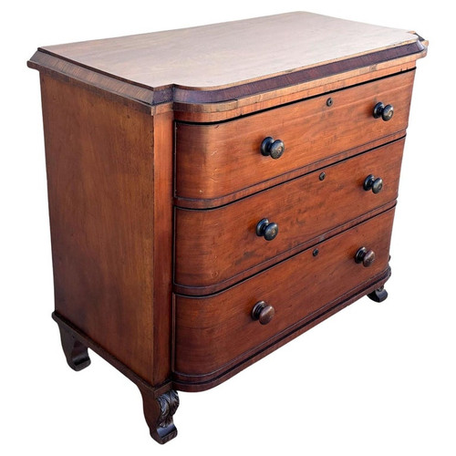 Late 19th Century Victorian Queen Anne Lowboy Dresser with Sculpted Front