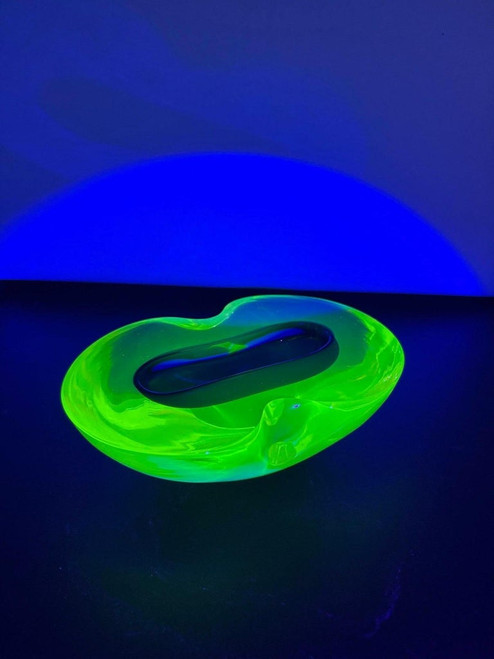 1970's Postmodern Biomorphic Sommerso Murano Glass Bowl or Ashtray