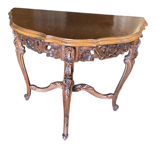 Carved Maple Queen Anne Victorian Console Table, Circa 1880 Carved Maple Queen Anne Victorian Console Table, Circa 1880