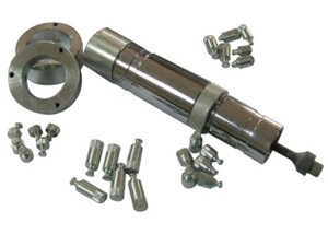 Holloblast - ConeBlast ½ Internal Pipe Blasting Tool with Centering Collars & Button Set Holloblast - ConeBlast ½ Internal Pipe Blasting Tool with Centering Collars & Button Set