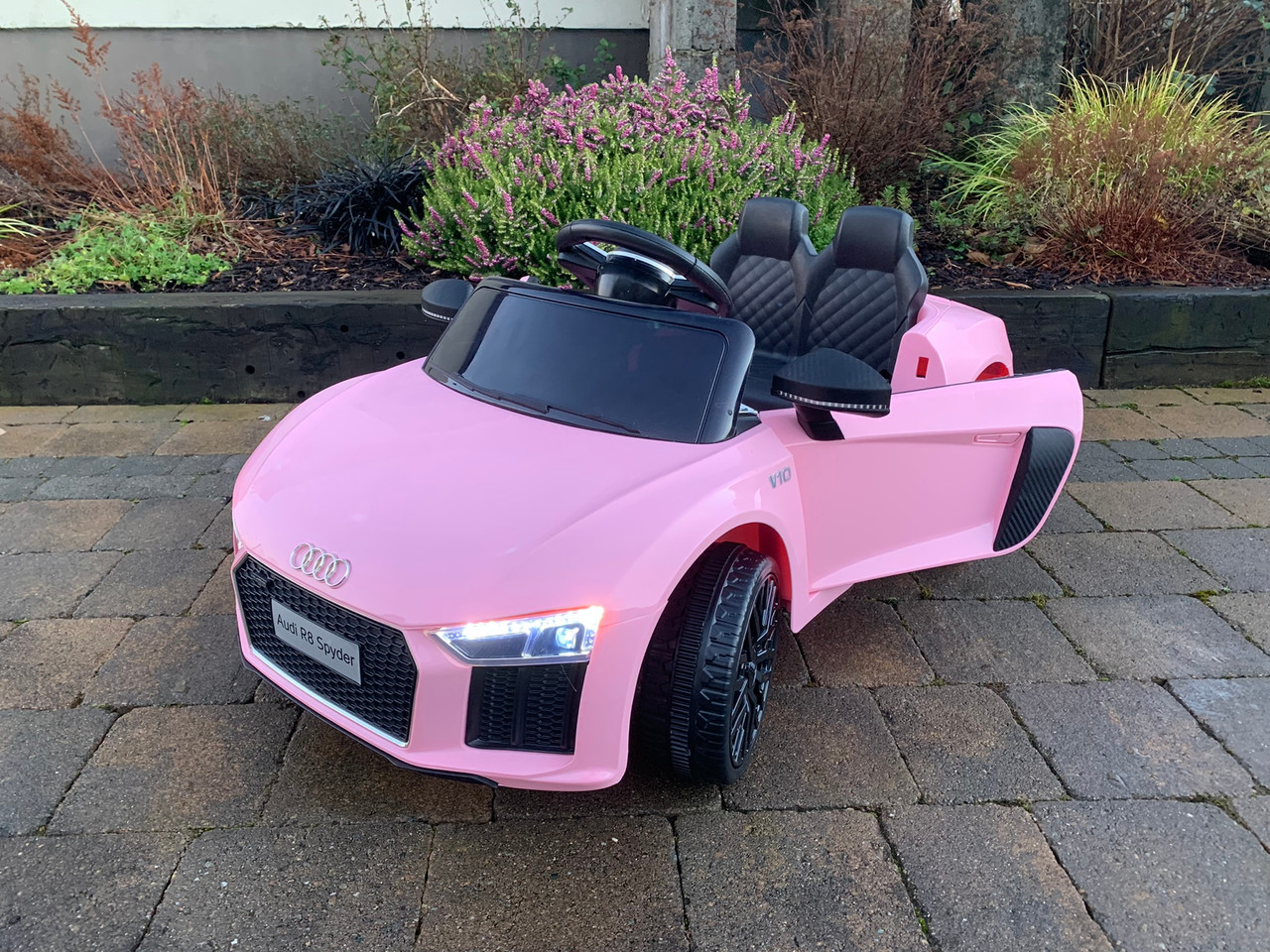 R8 hot sale kids car