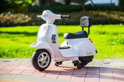 Vespa Licensed Vespa 6V Electric Ride On Motorbike White 