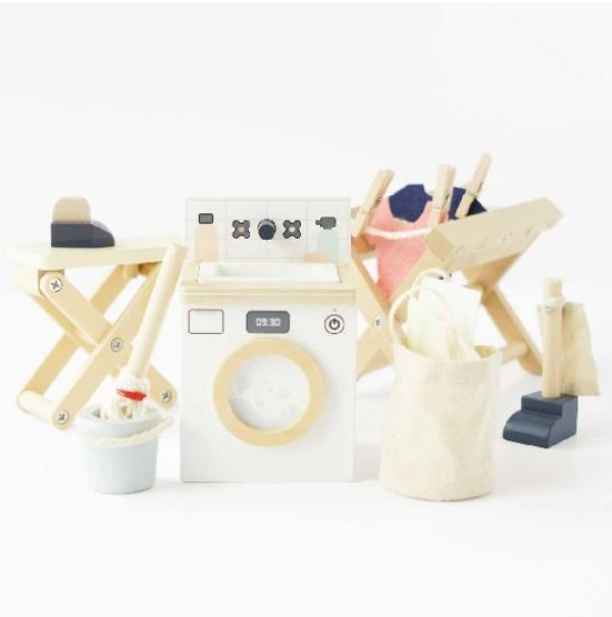 Dollhouse Accessories