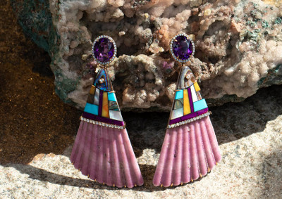 Who Makes Some Of The Most In Demand Shell Jewelry In The World? 