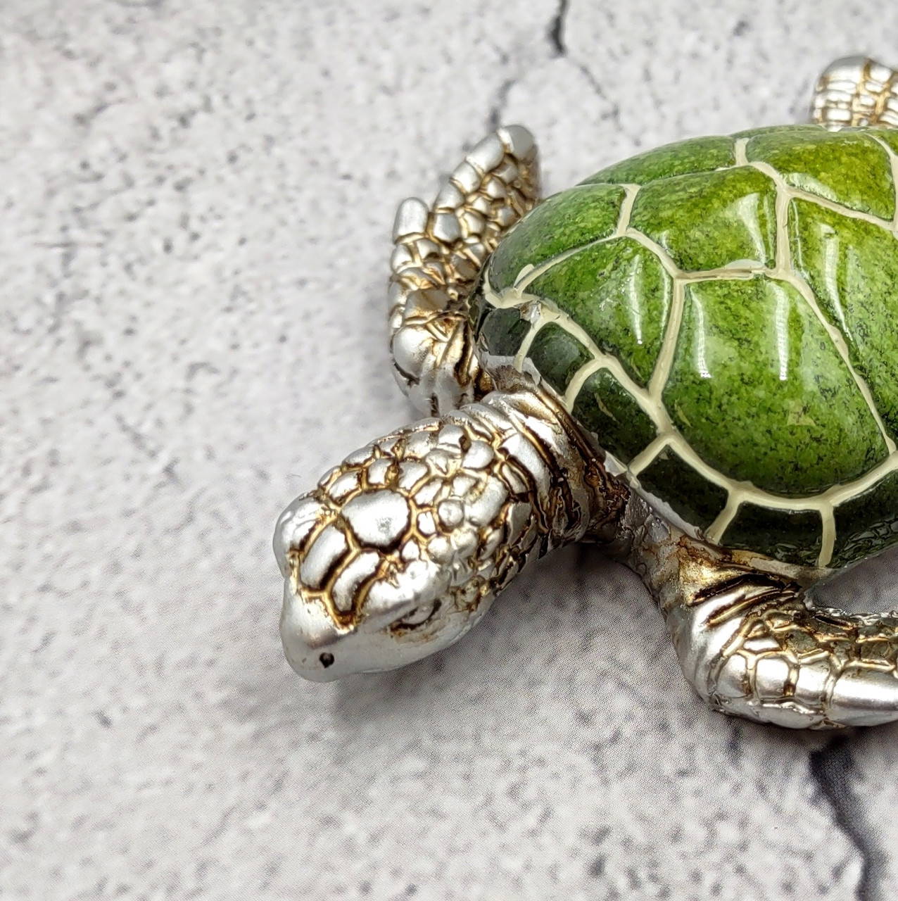 1976 セーシェル 10ルピー 独立記念銀貨Green Sea Turtle Silver Green Sea Turtle Resin Painted Figurine (1 turtle approx. 3