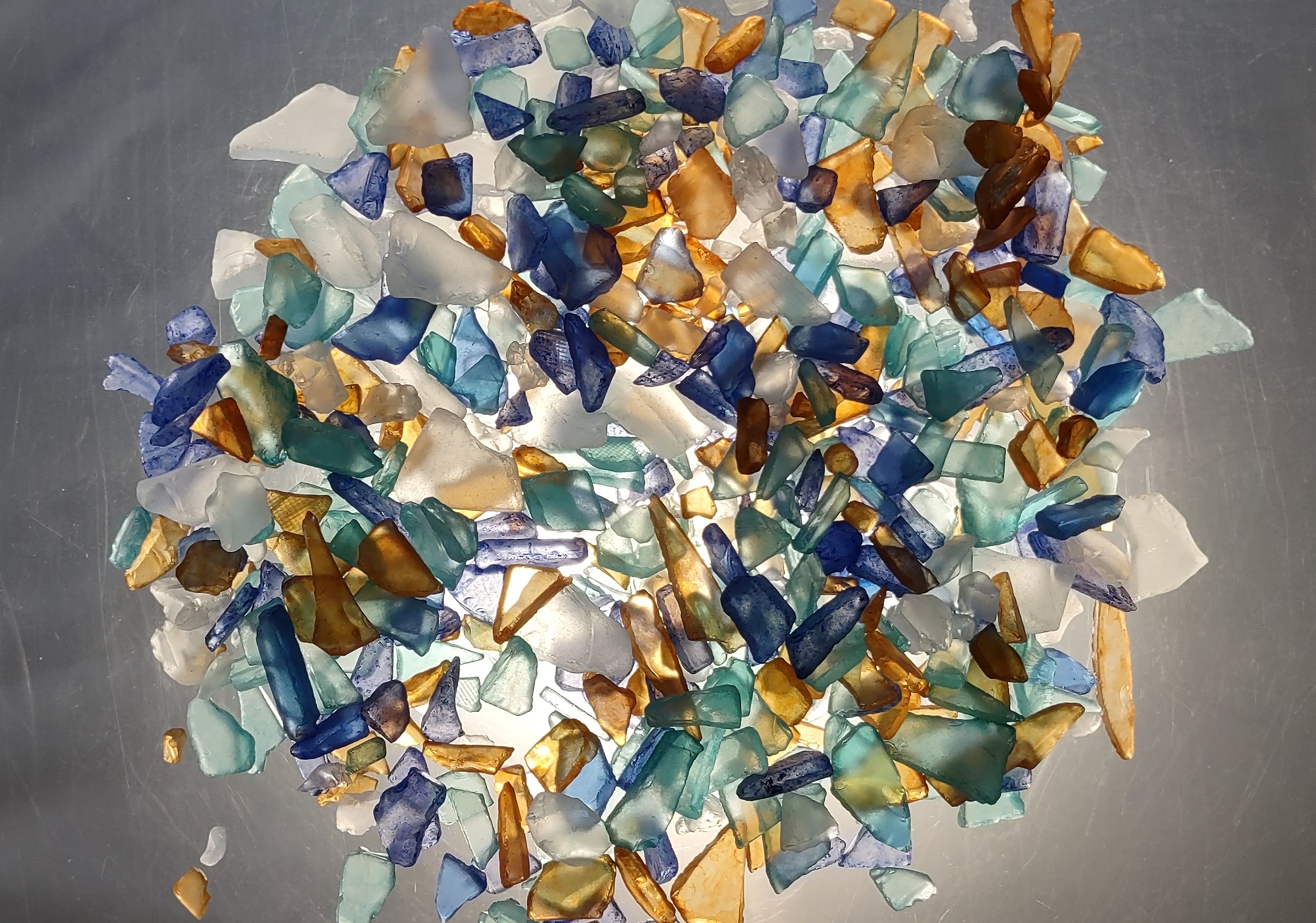 10 Pounds of sea glass - Flat blue pieces – Tumble Works