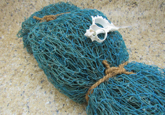 White Decorative Fish Net (1 Net approx. 3+ x 6+ feet) Cotton White