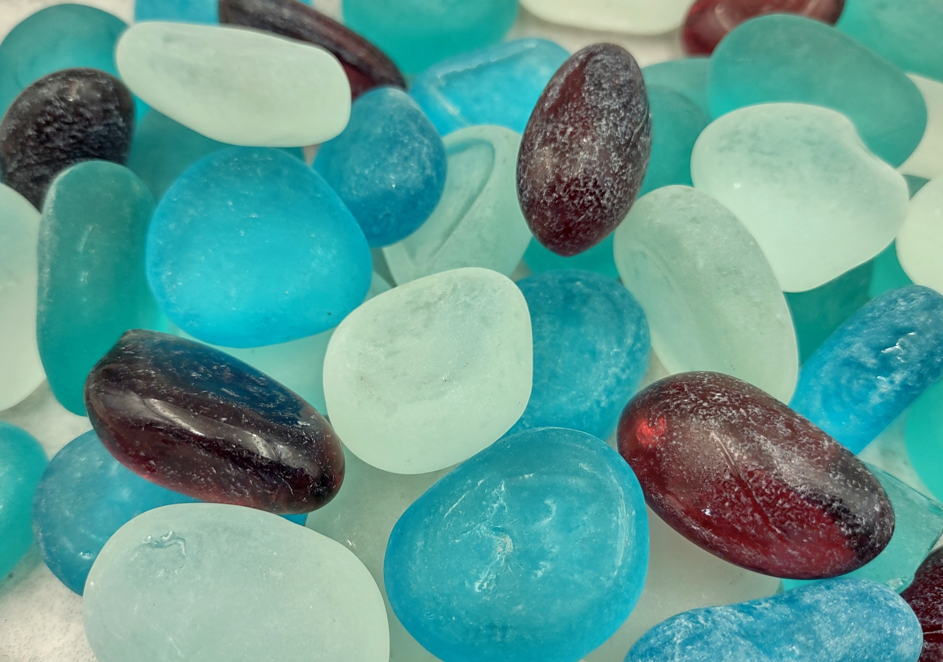 Beach Sea Glass Rounded Blue Purple White Assorted Pebbles (approx. 1  Kilogram or 2.2 lbs. 1-1.5 inches) Man Made Tumbled Frosted Glass!