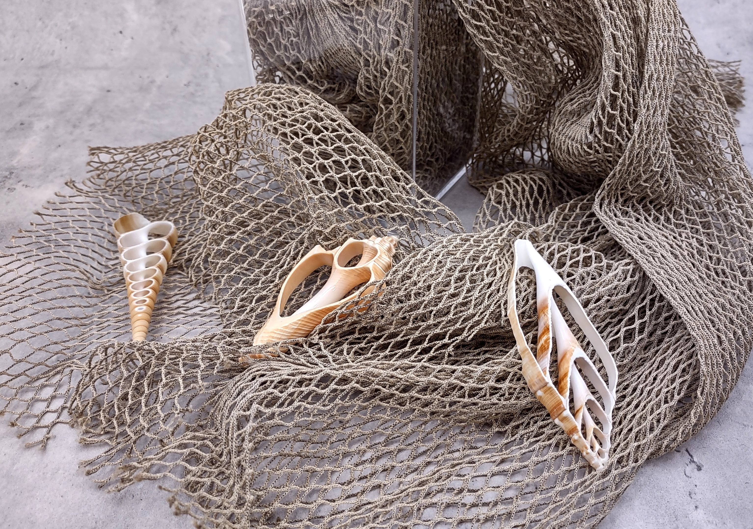 Decorative Fish Net Brown Olive Green Woven (1 net approx. 4x9 feet) Recycled Fishing Net for ocean art crafts & nautical themed parties! Decorative Fish Net Brown Olive Green Woven (1 net approx. 4x9 feet) Recycled Fishing Net for ocean art crafts & nautical themed parties!
