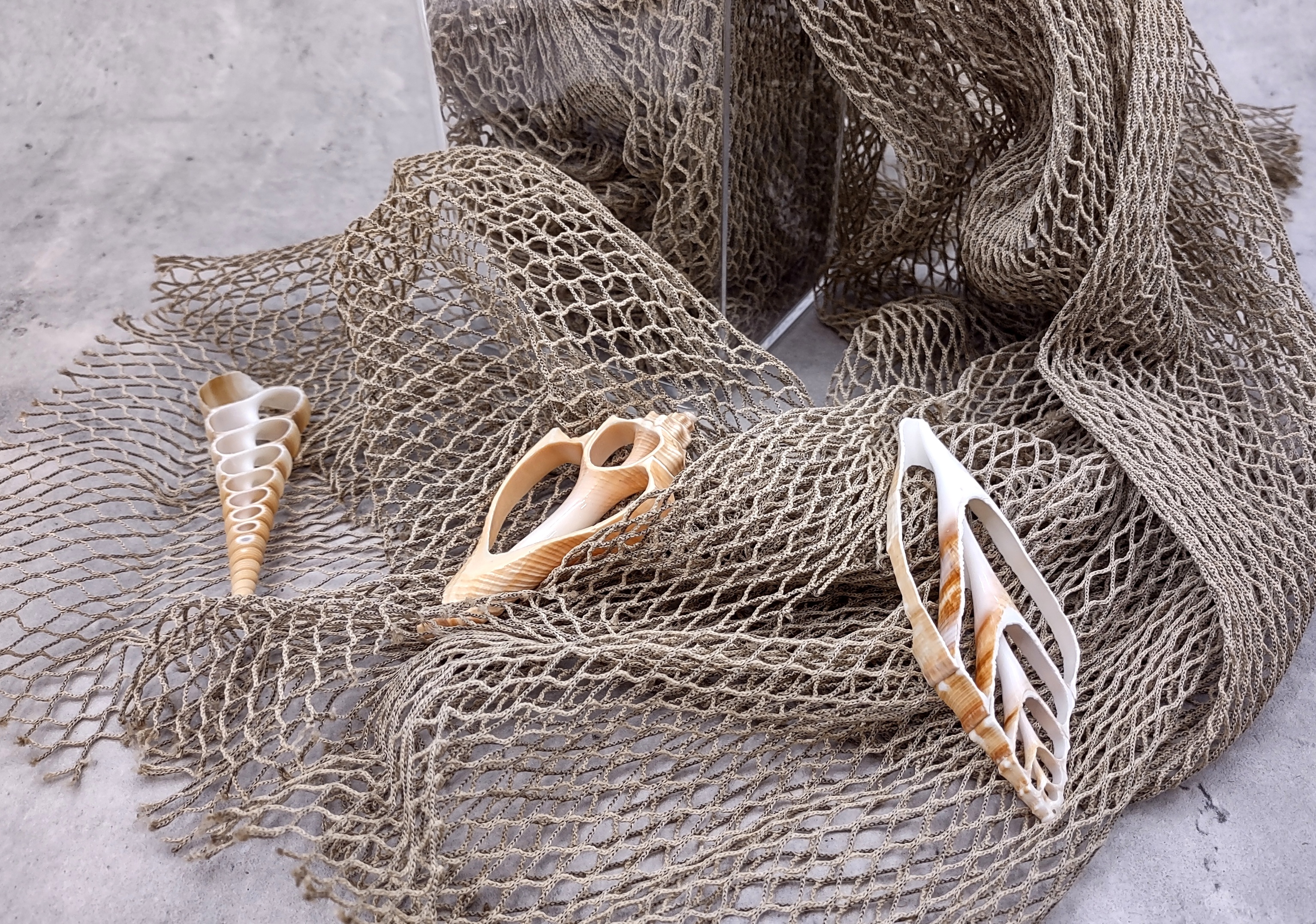 Decorative Fish Net Brown Olive Green Woven (approx. 4X9 feet