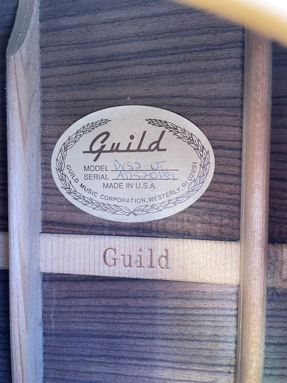 Guild DV52-NT 1994 with OHSC - Boutique Pedal NYC