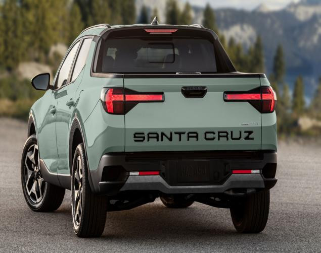 2022-2026 Hyundai Santa Cruz Tailgate Insert | My Hyundai Store