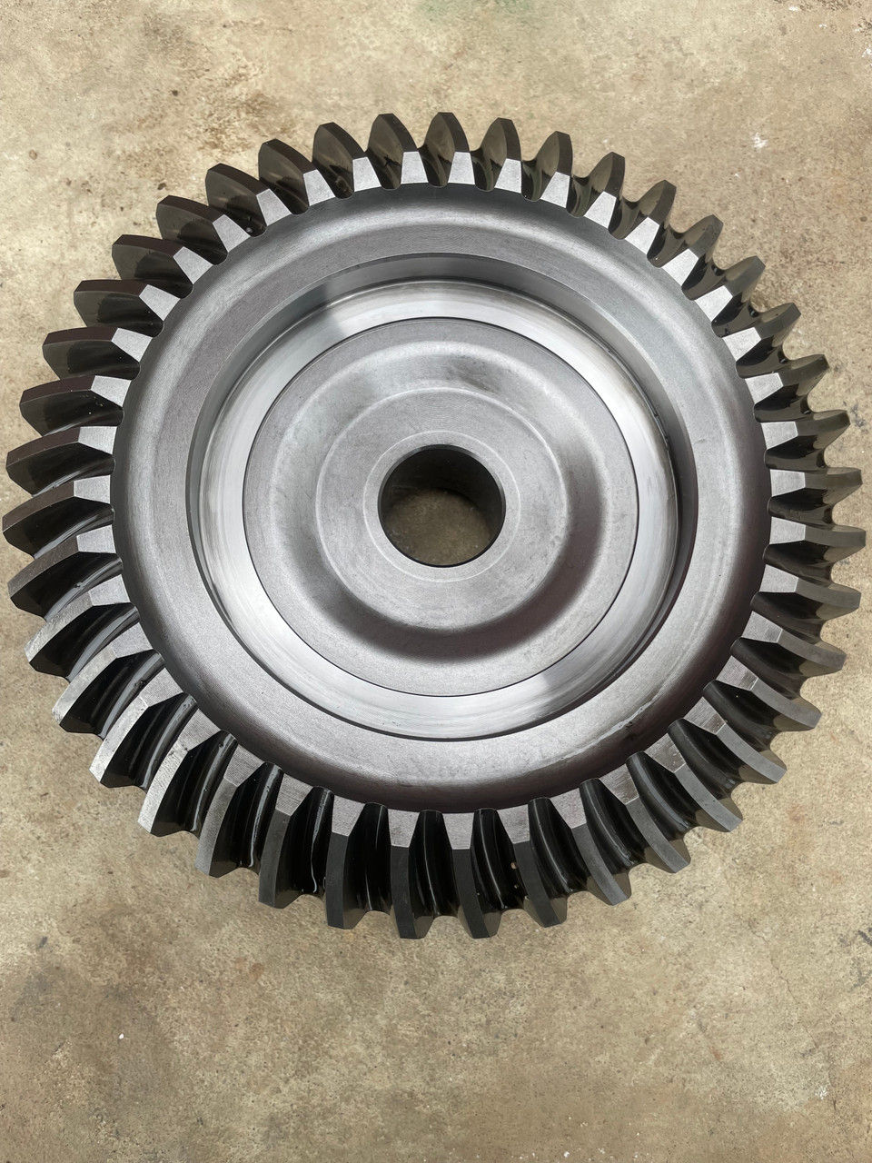 クボタ（Kubota）JB11 Park Gear Kubota Front Axle Bevel Gear 3C091-43720 - Derstine's Farm Supply
