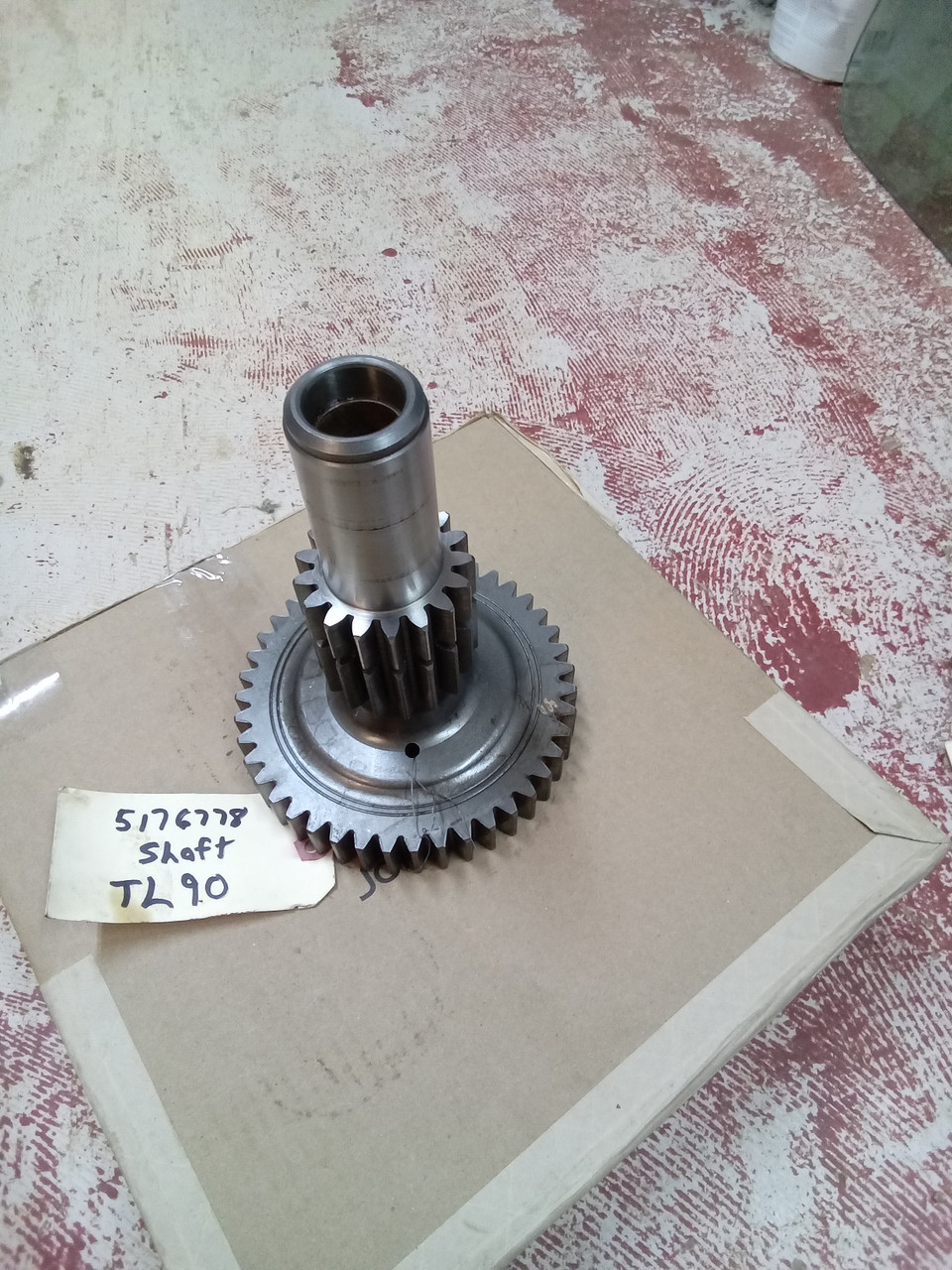 New Holland 5176778 shaft - Derstine's Farm Supply