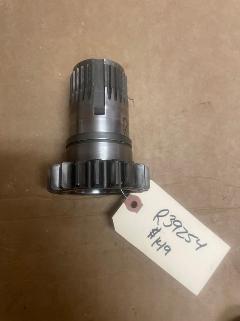 John Deere Shaft R39254
