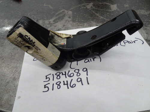 CNH Mirror Brackets 5184689/5184691