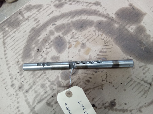 John Deere L156690 used shifter rod