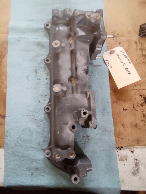 Kubota 1J508-1170  manifold assy