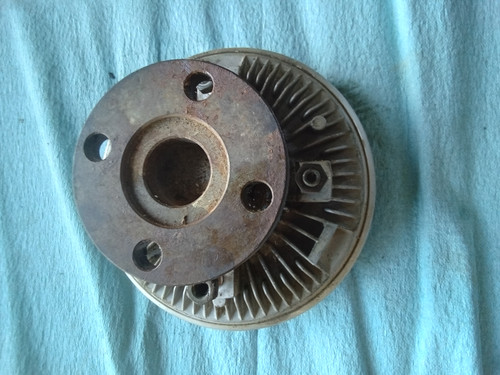 John Deere AL200918 fan Clutch 