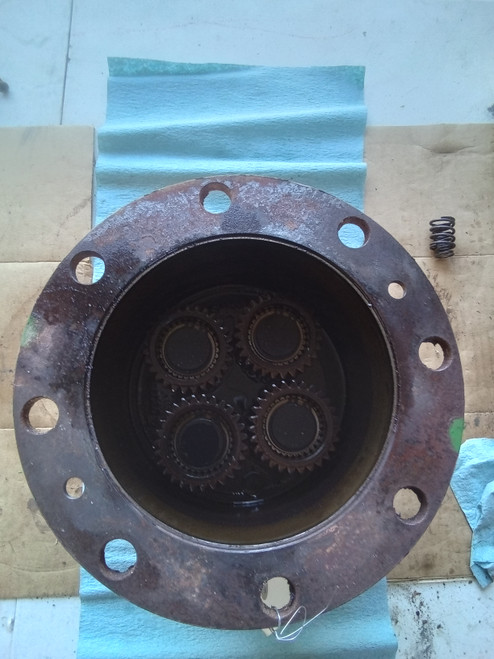 John Deere L209646, AL227338, L221847 planetary drive pinion carrier