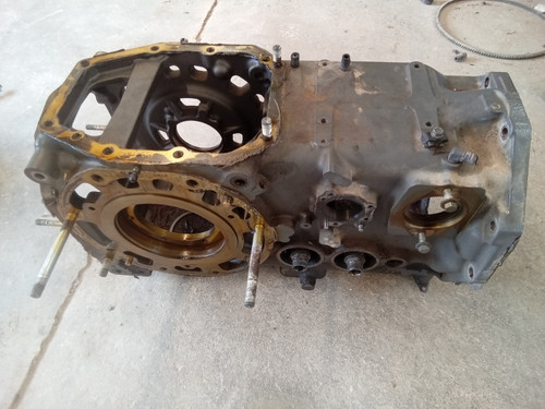 Kubota 3C154-21317, 3C654-21310.   transmission case 