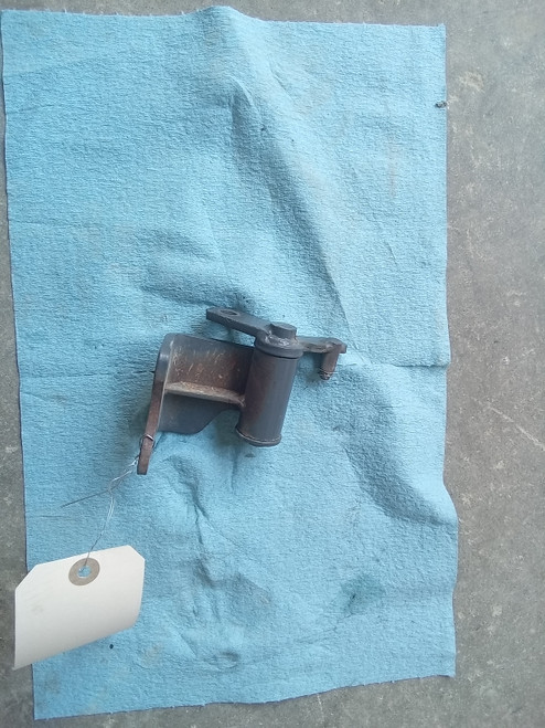 Kubota 2B291-29780, 3B291-29750. select Lever, stay bracket 
