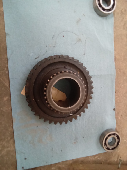 John Deere R33503 gear 2nd & 5th speed