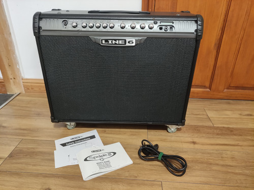 Line 6 Spider 3 150W (Stereo 2x12) combo