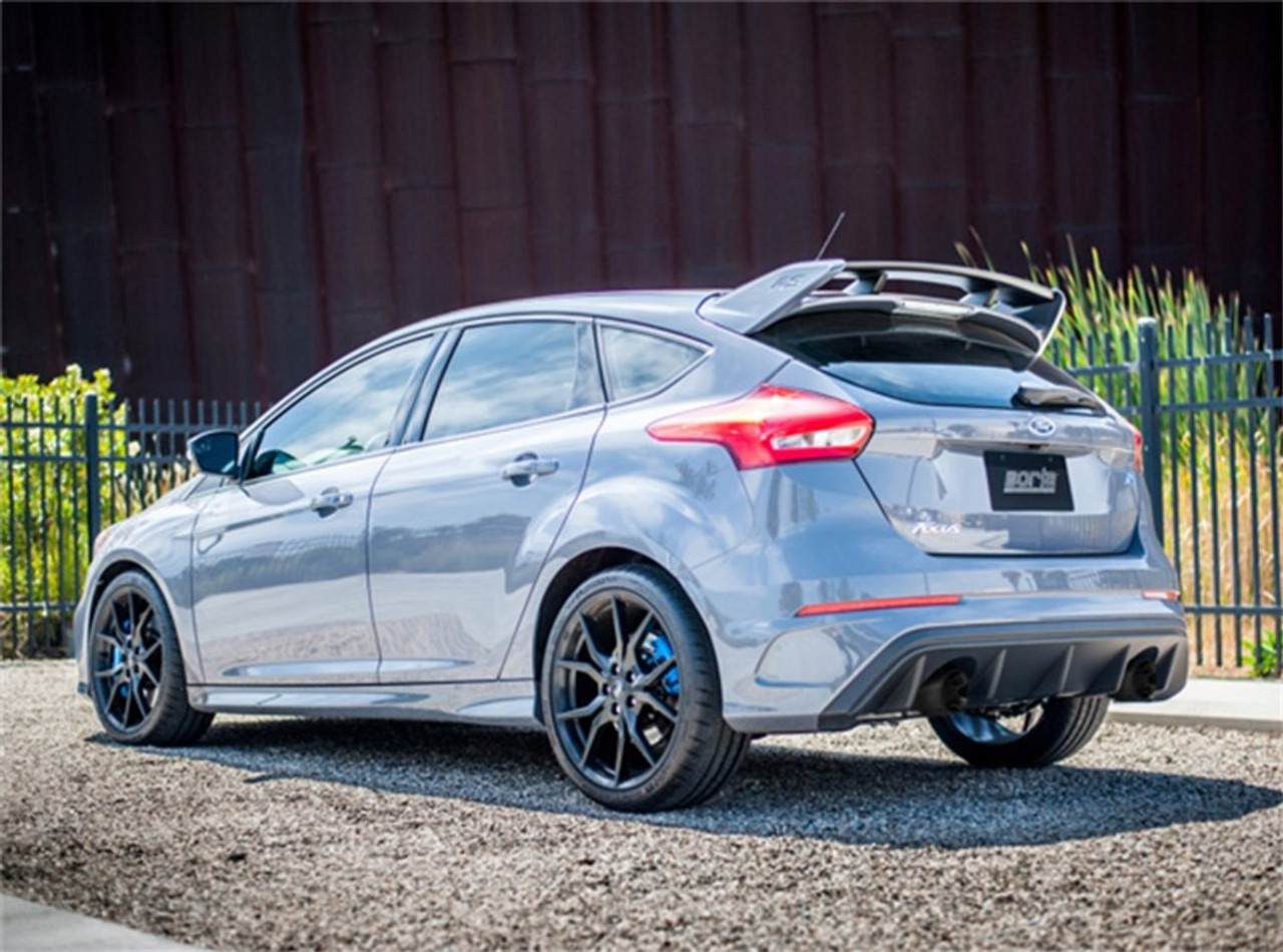 Photo - lifestyle view