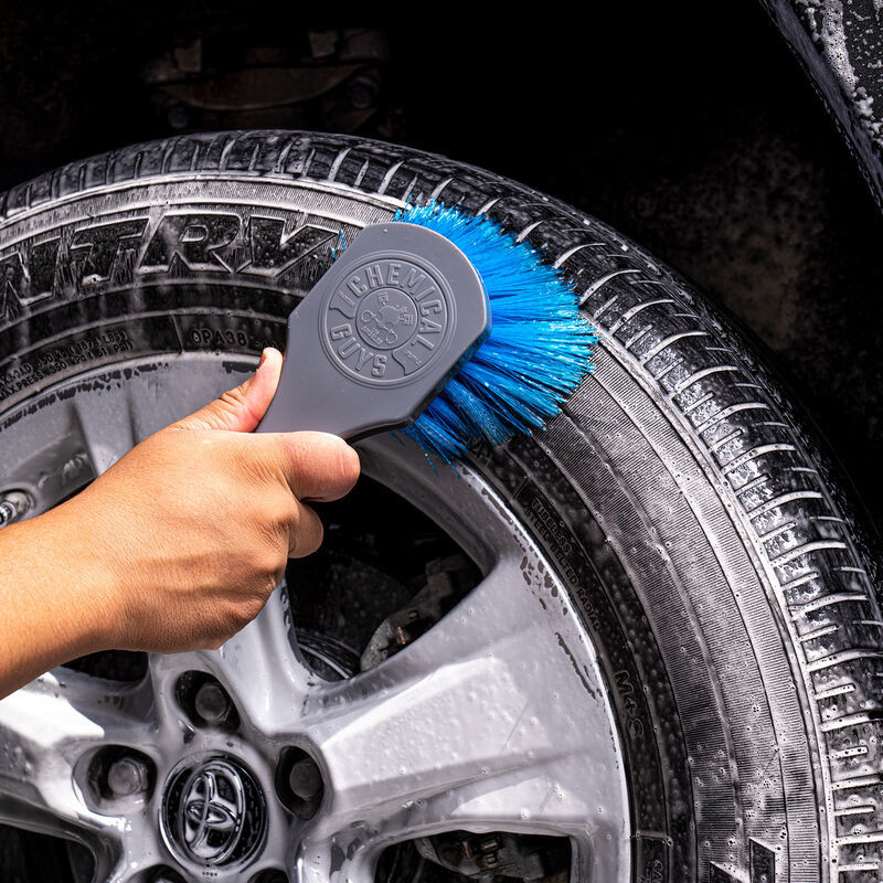 Chemical Guys Stiffy Brush For Tires - Blue - ACCG05 User 1