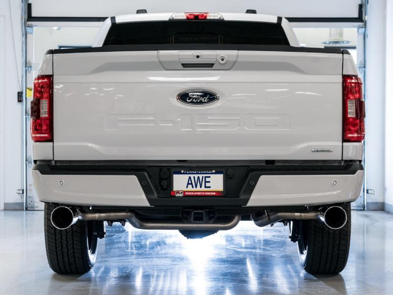 Awe Tuning AWE 0FG 21 Ford F150 Dual Split Rear Exhaust - 5in Chrome Silver Tips - 3015-32105