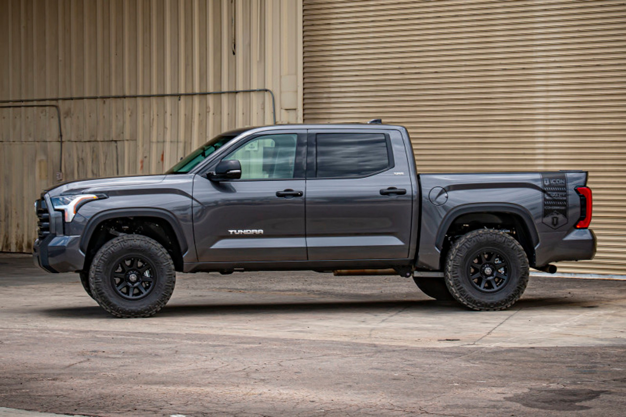 ICON 2022+ Toyota Tundra 0-1in Rear 3.0 Series Shocks VS CDCV RR - Pair - 57845CP Photo - lifestyle view