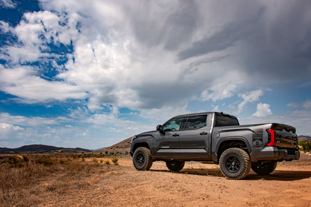 ICON 2022+ Toyota Tundra 0-1in Rear 3.0 Series Shocks VS CDCV RR - Pair - 57845CP Photo - lifestyle view