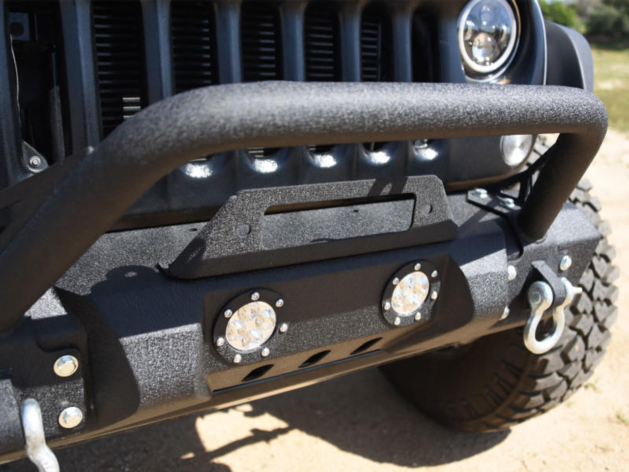  DV8 Offroad 07-18 Jeep Wrangler JK/JL FS-11 Stubby Mid Length Steel Front Bumper w/ Winch Plate - FBSHTB-11 