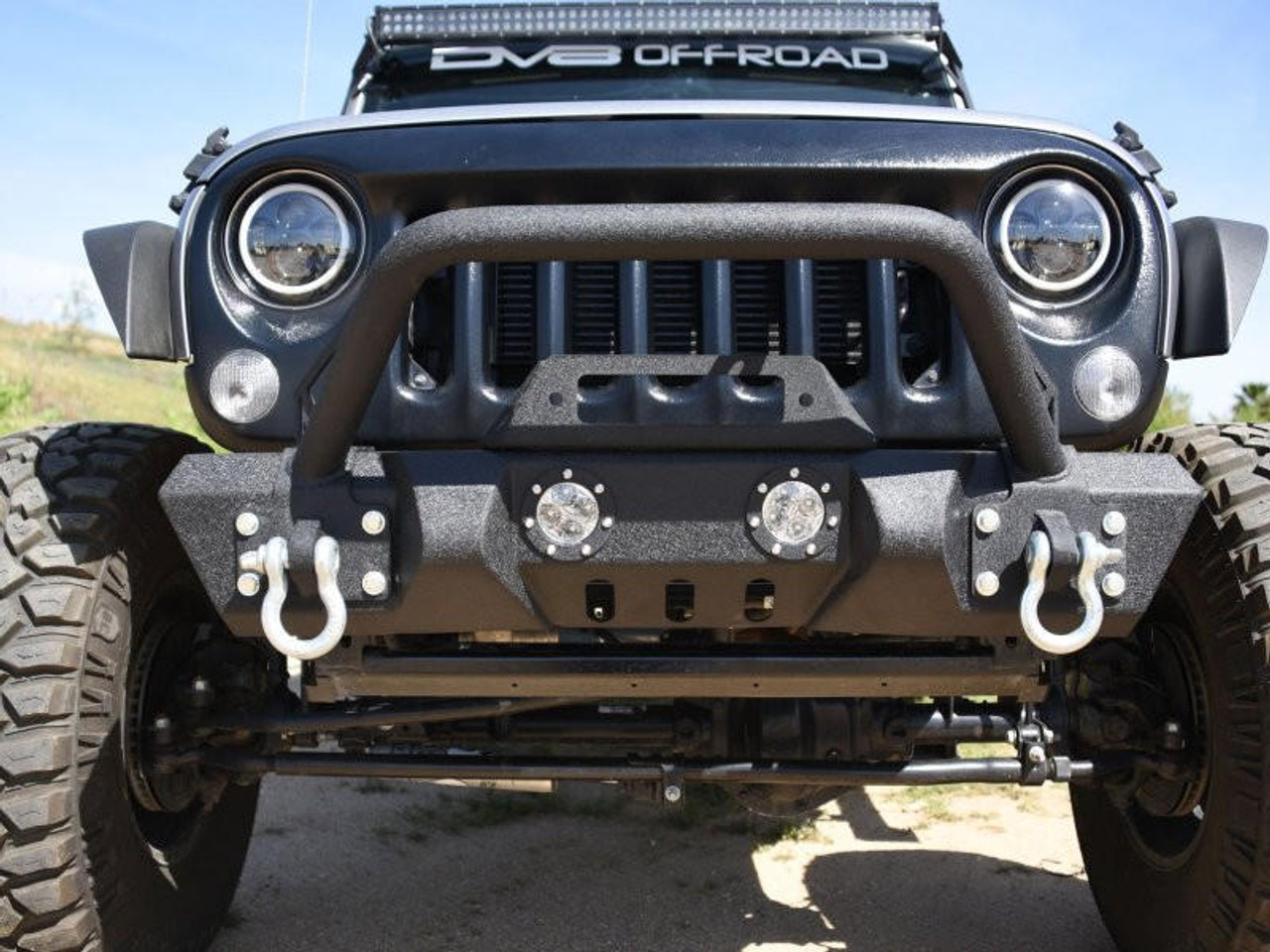  DV8 Offroad 07-18 Jeep Wrangler JK/JL FS-11 Stubby Mid Length Steel Front Bumper w/ Winch Plate - FBSHTB-11 