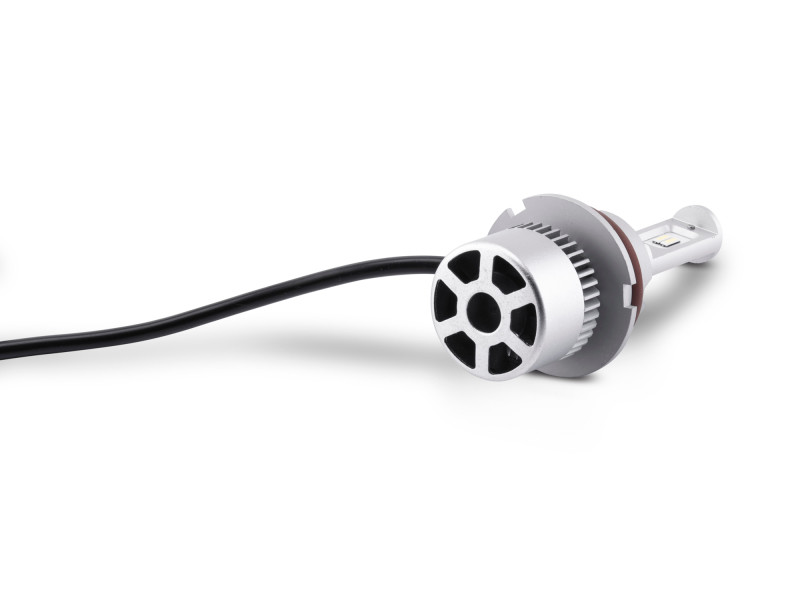 Raxiom Axial Series LED Headlight/Fog Light Bulbs (9007) - U1419 Photo - Close Up