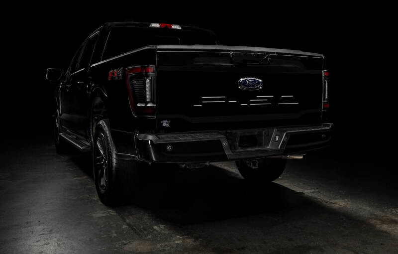 Oracle Lighting 21-24 Ford F-150 Flush Style LED Tail Lights SEE WARRANTY - 5910-504 Photo - lifestyle view