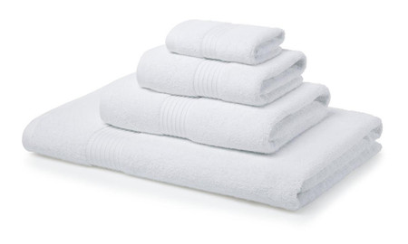 6 Piece White Towel Bale 700gsm 2 Face Cloths 2 Hand Towels 1 Bath Towel 1 Bath Sheet