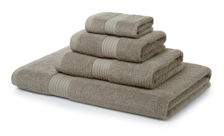 6 Piece Latte Towel Bale 700gsm 2 Face Cloths 2 Hand Towels 1 Bath Towel 1 Bath Sheet