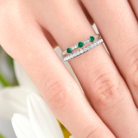 emerald wedding ring