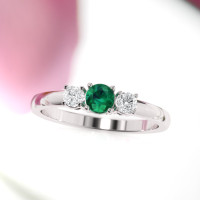 white gold emerald ring