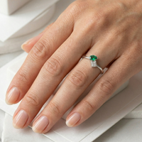 emerald ring