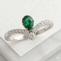 emerald ring