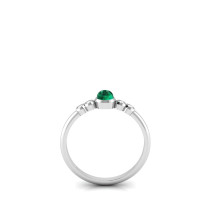 emerald ring