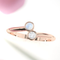 rose gold moonstone ring